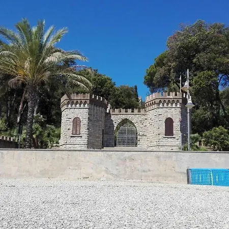 Stupendo In Un Castello Riva Al Mare